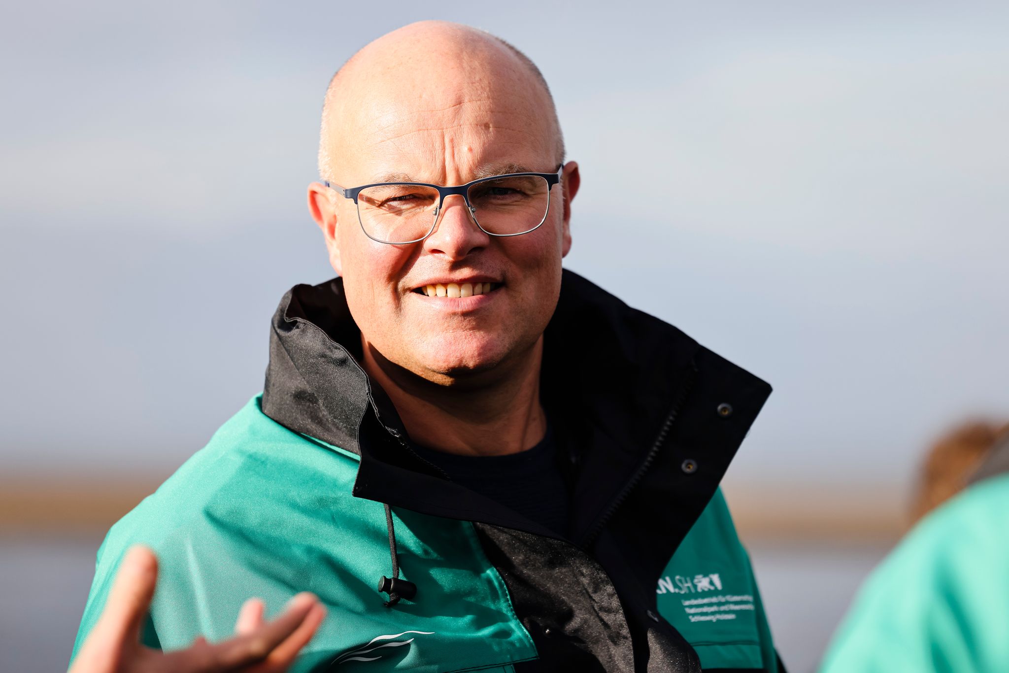 «Warum Buckelwal «Timmy» gestrandet ist, ist noch nicht abschließend erklärt», sagte Umweltminister Tobias Goldschmidt (Grüne). Foto: Frank Molter/dpa