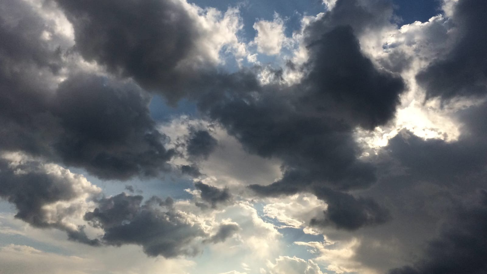 wolken52997140_clouds.jpg