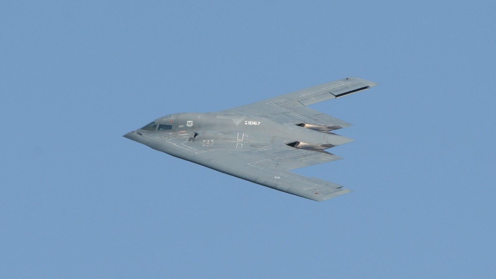 © [B-2 / Archivbild (cropped) / by Armchair Aviator is licensed under CC-BY 2.0 (https://creativecommons.org/licenses/by/2.0/).]
