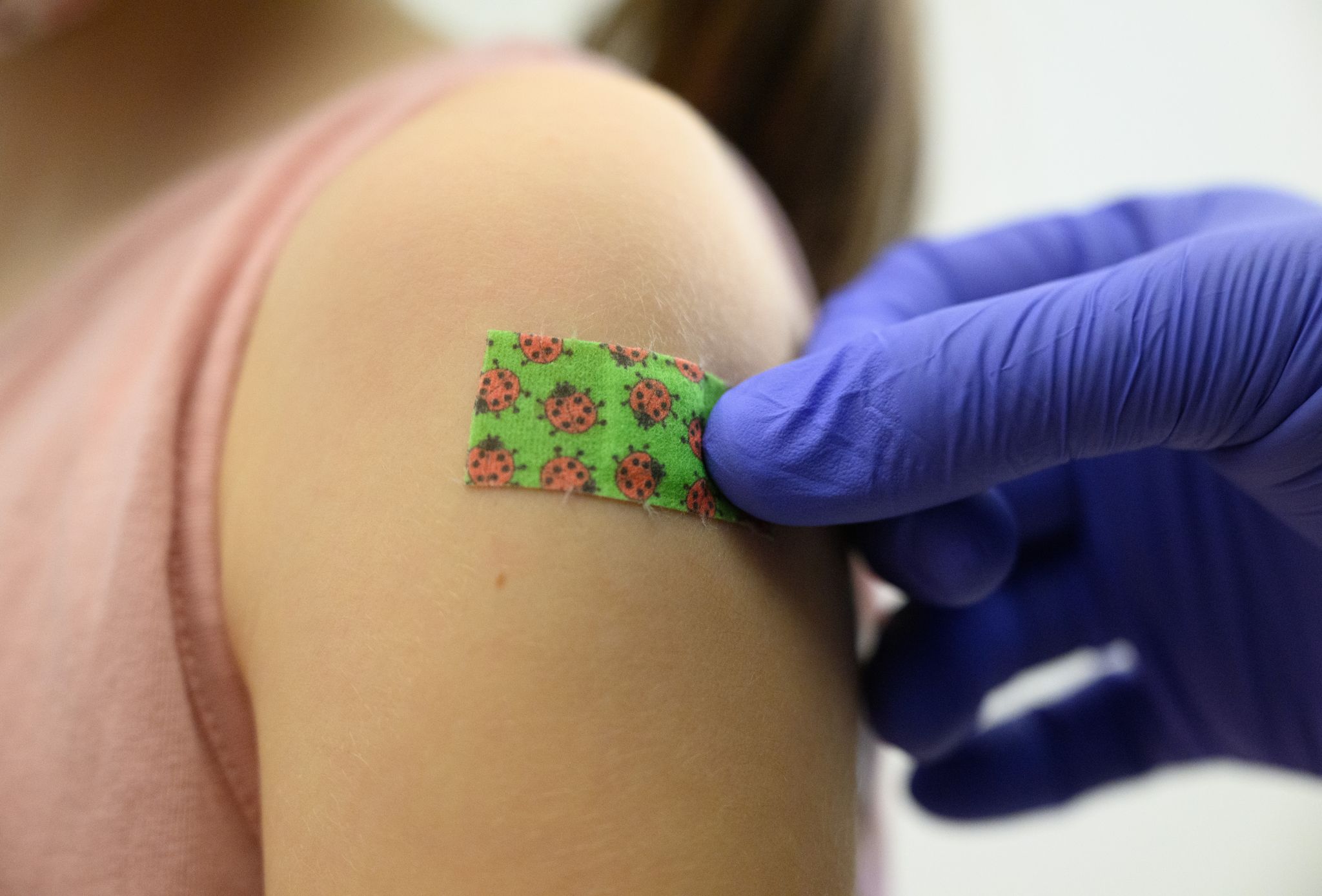 Kontroverse um US-Impfpolitik © Foto: Robert Michael/dpa-Zentralbild/dpa